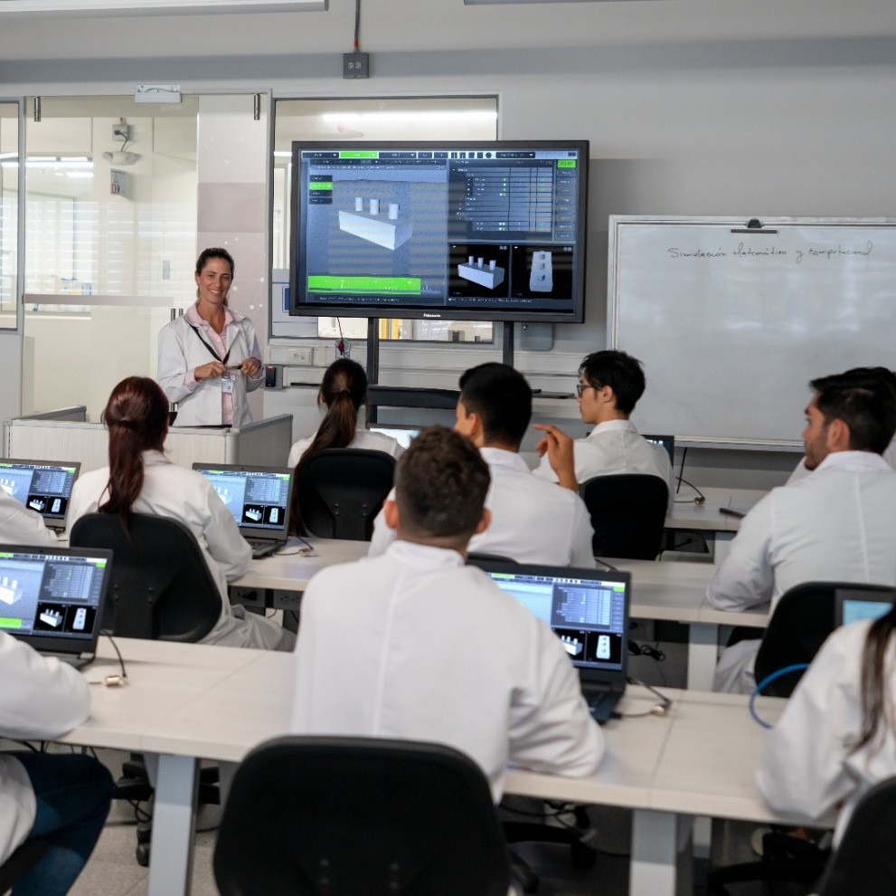 Máster en Educación con especialidad en las TIC en la Educación Máster en Educación con especialidad en las TIC en la Educación